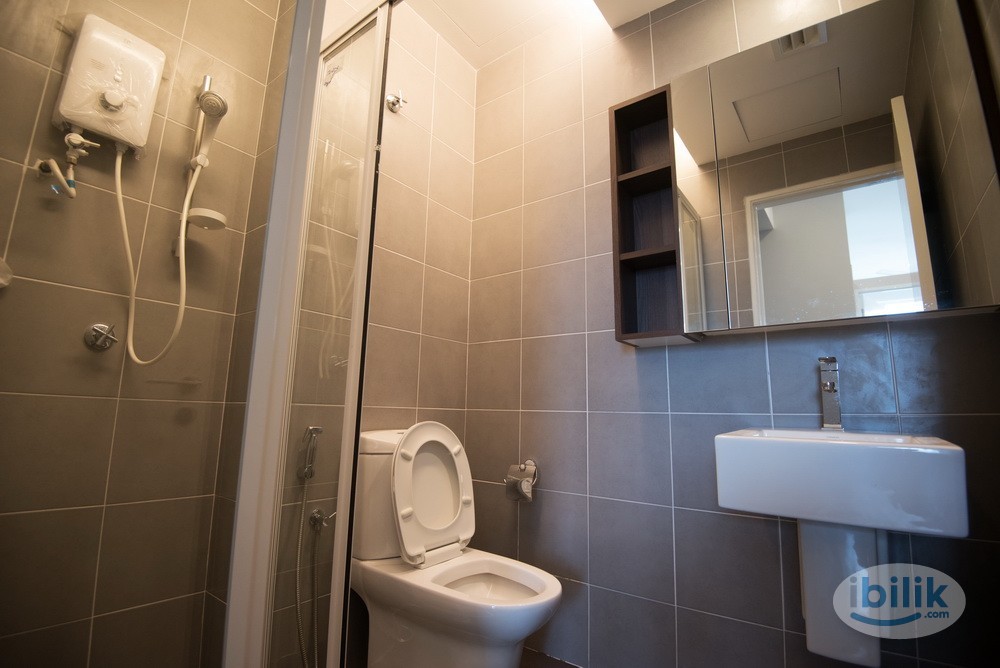 Single Room at Garden Plaza, Cyberjaya - Image 1