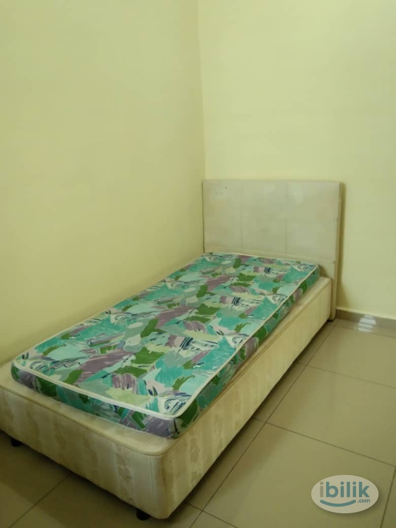 Middle Room at Nibong Tebal, Seberang Perai - Image 5