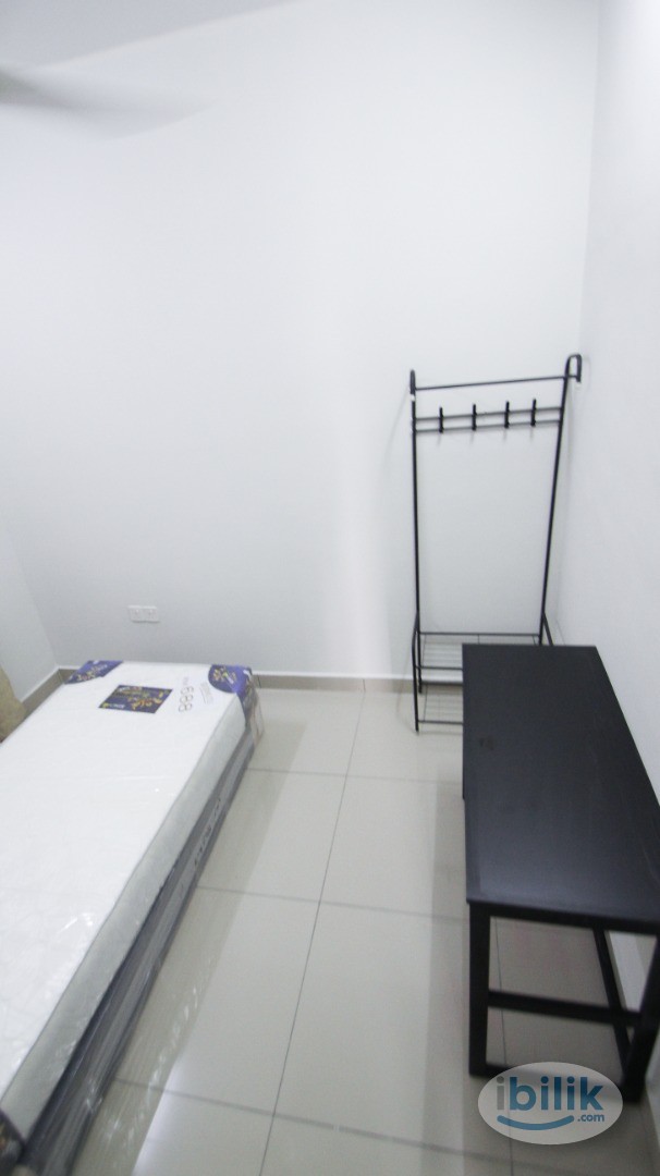 One Damansara Single Room with Fan Only, Damansara Damai, 3 mins walk to MRT, surround by all kind of amenities, easy ac - Image 1