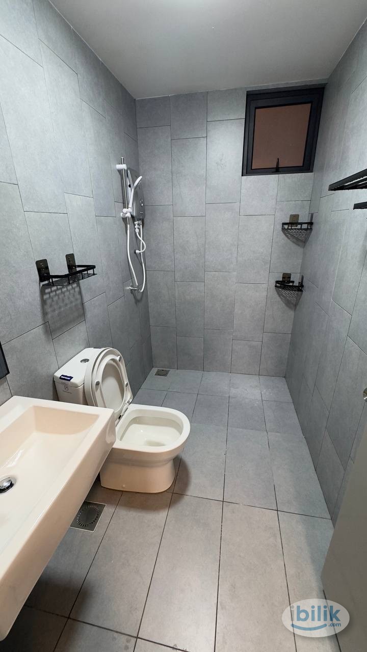 Master Room at Taman Maluri, Cheras - Image 4