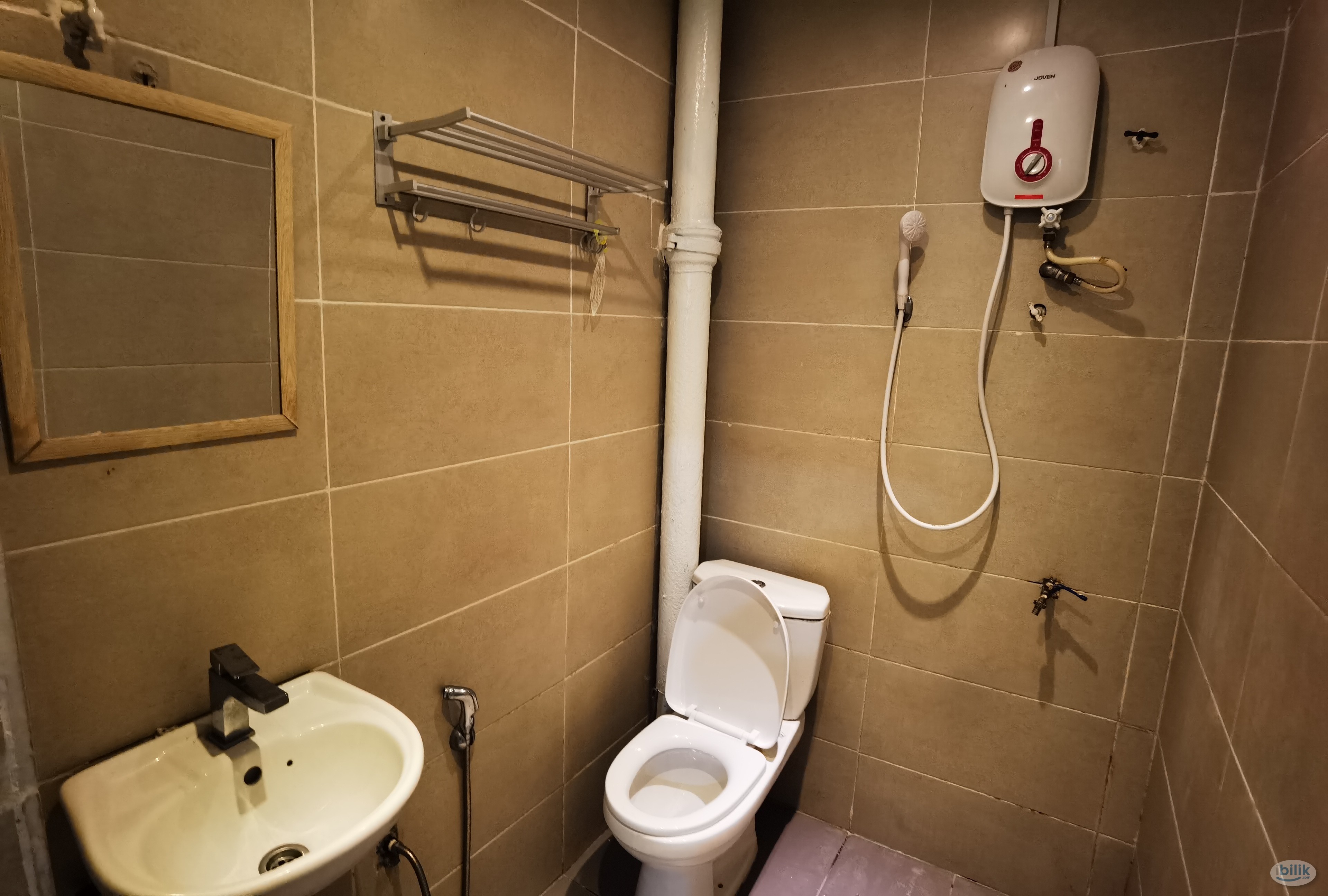 Two Person Sharing Room at Taman Bunga Raya, Setapak - Image 3