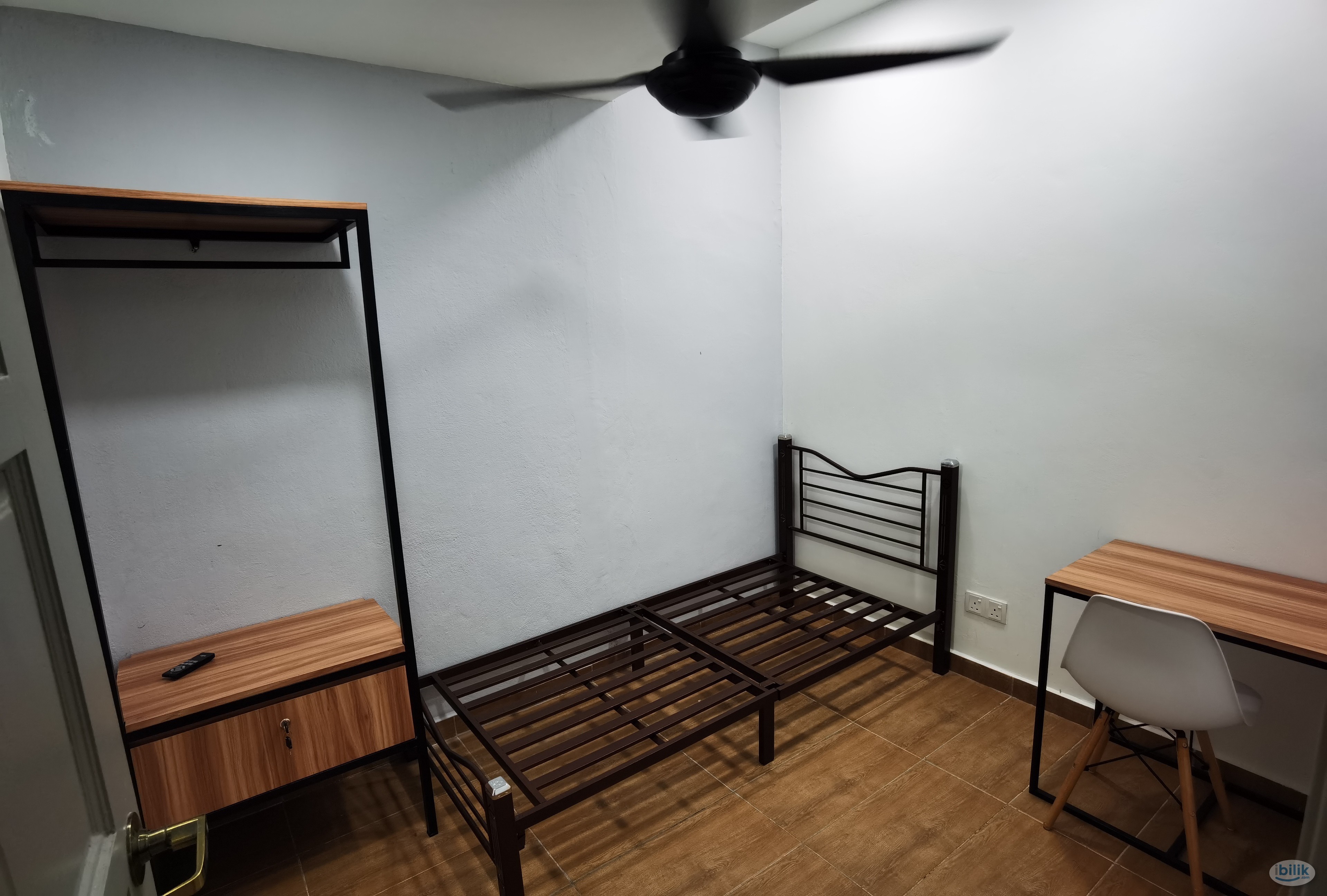 SINGLE Furnished AIRCOND ROOM (Include Utility) IN setapak Taman bunga Raya (3mins walking to TARUMT / VTAR)) - Image 1