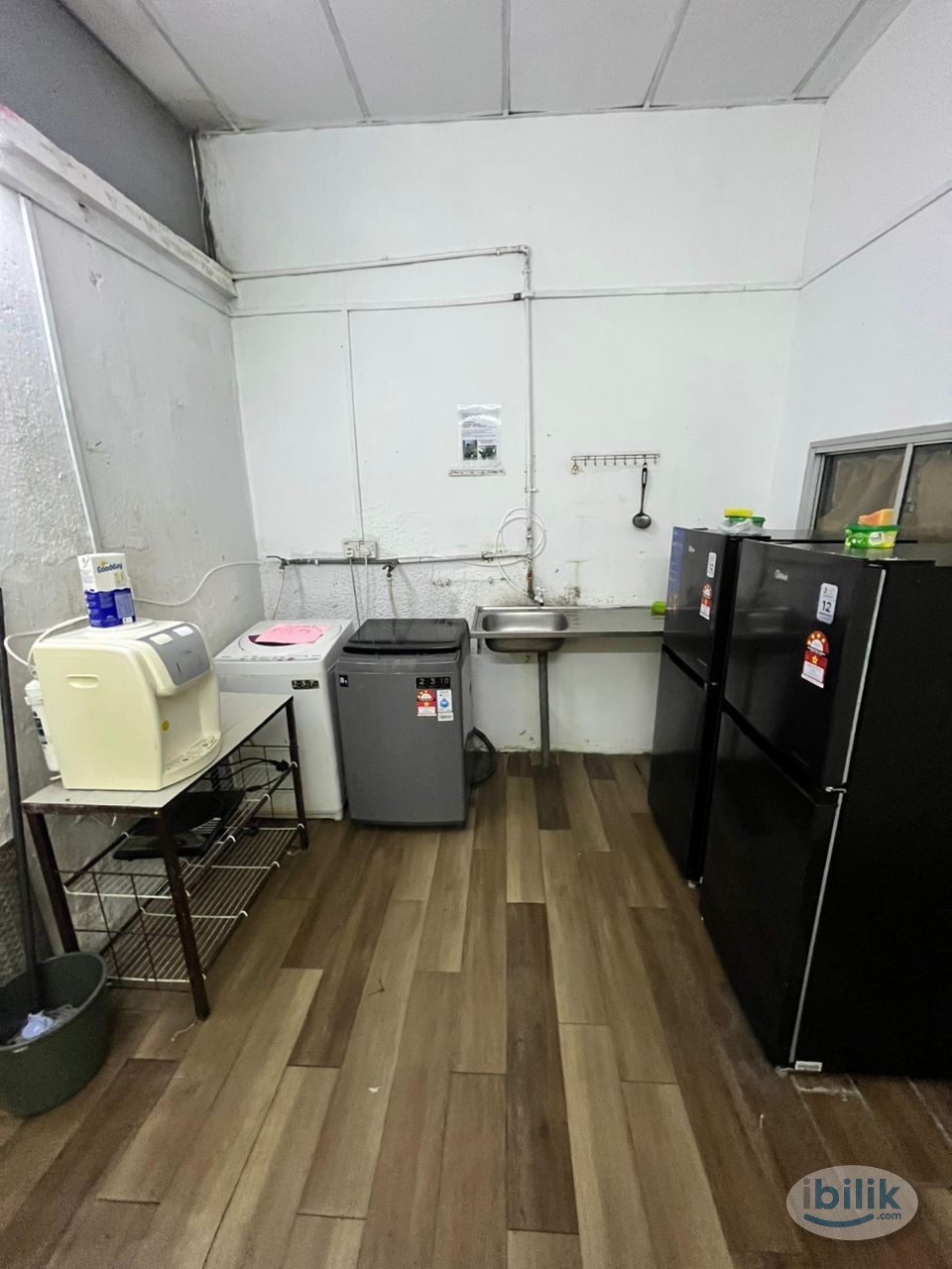 ‼️RM1️⃣PROMOTION FIRST MONTH RENTAL‼️SEKSYEN 17 PETALING JAYA MIDDLE ROOM FOR RENT😍😍 - Image 4