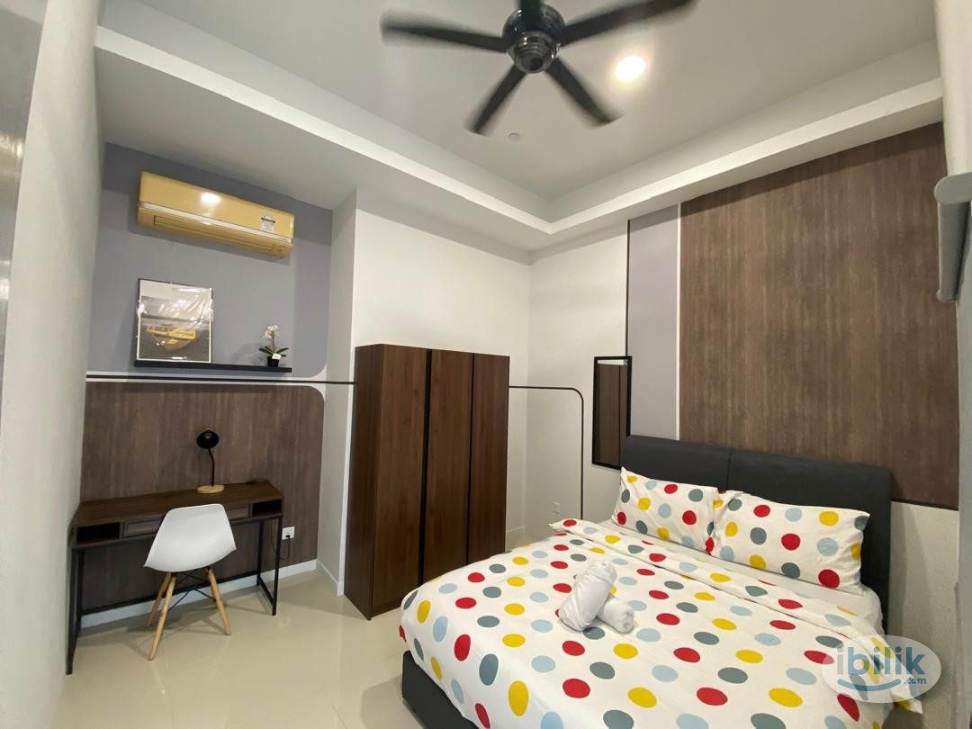 Female Middle Room, The Azure Residences, Sapphire Paradigm (Chinese) - Image 3