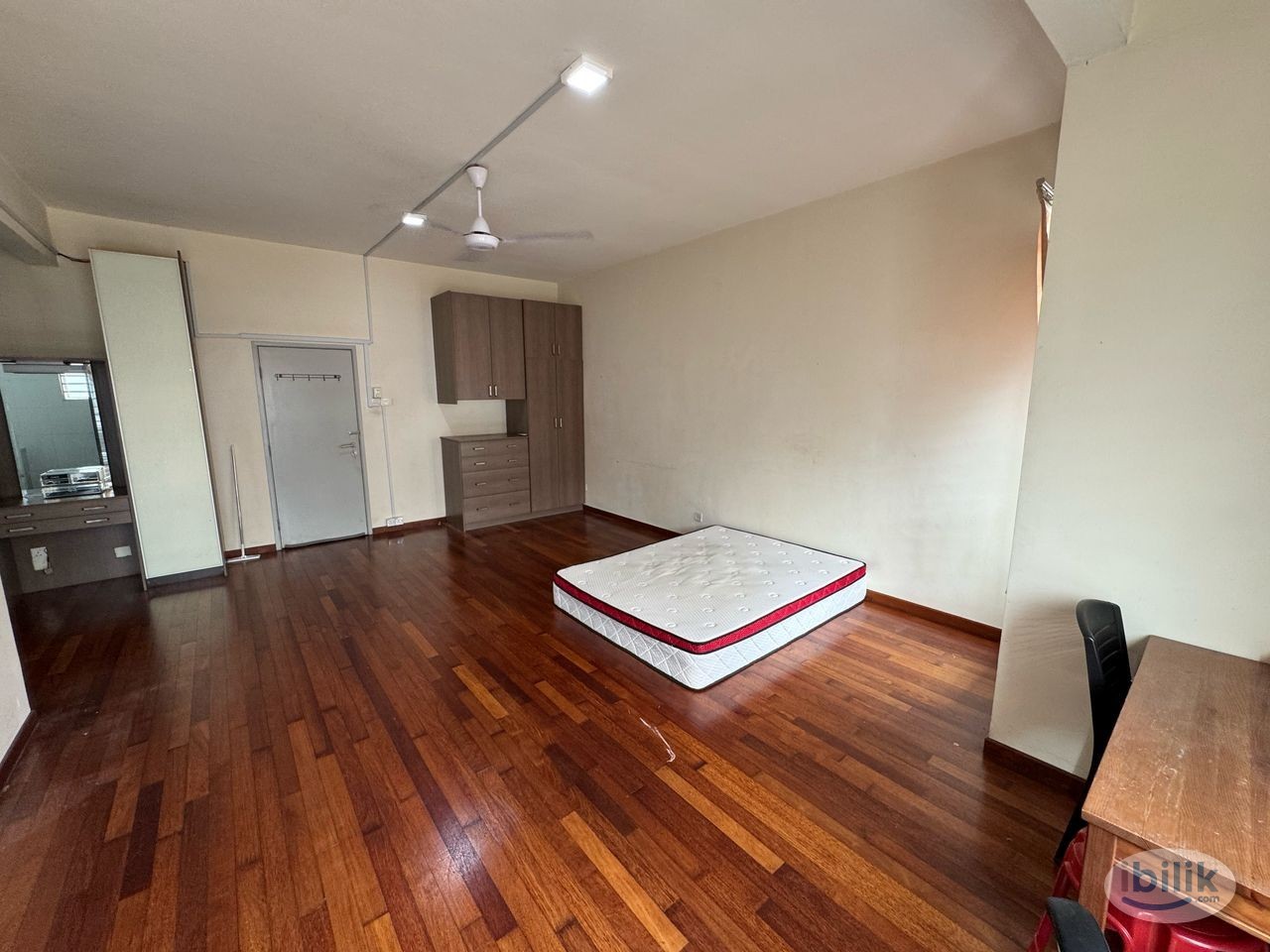 Gallery  💥BILIK MURAH ✨MASTER ROOM FOR RENT AT BANDAR BUKIT TINGGI 2✨📍NEAR TO AEON MALL , GM KLANG , PORT KLANG 🔥🔥🔥 - Image 2