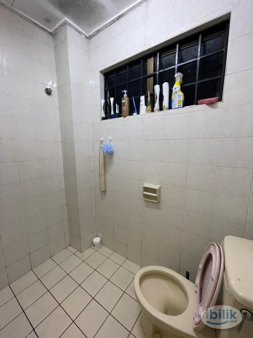 🥰1U FEMALE UNIT MIDDLE ROOM FOR RENT AT BANDAR UTAMA 🥰🌿MOVE IN IMMEDIATELY🌈TRUSTED AGENT🌈 - Image 4