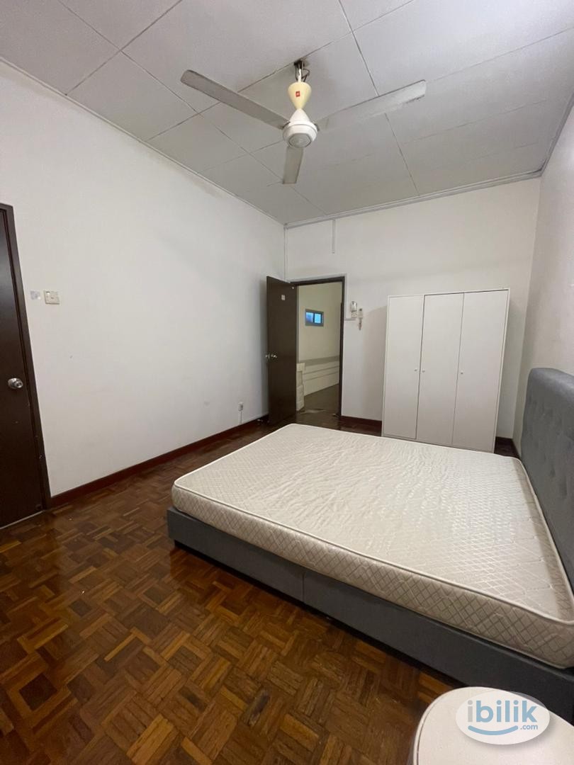 🥰1U FEMALE UNIT MIDDLE ROOM FOR RENT AT BANDAR UTAMA 🥰🌿MOVE IN IMMEDIATELY🌈TRUSTED AGENT🌈 - Image 3