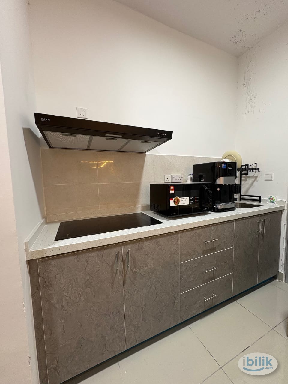 Middle Room (Sharing) for Female Muslim at Acacia Residences, Sepang - Image 2