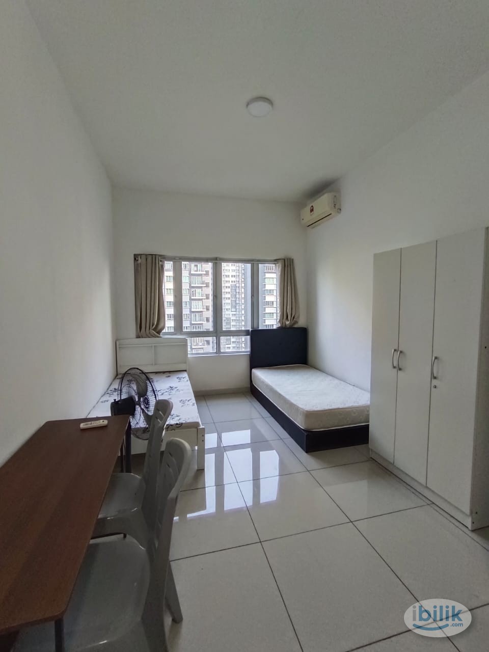 Private Master Room at Savanna Executive Suites @ Southville City, Bangi - Image 4