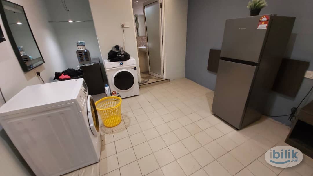 Walking distance @ BRT Mentari, single room @ Q-Inn Hotel PJS 8, Bandar Sunway, Mc Donald Sunway Pyramid,  BRT Mentari - Image 4