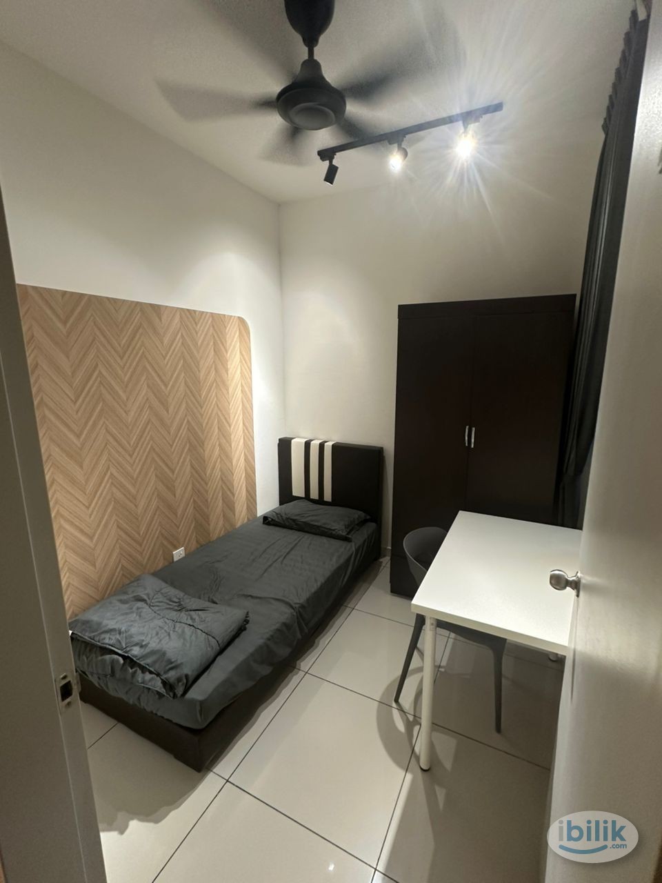 Single room fully furnished mix gender mix race unit for rent - Image 1