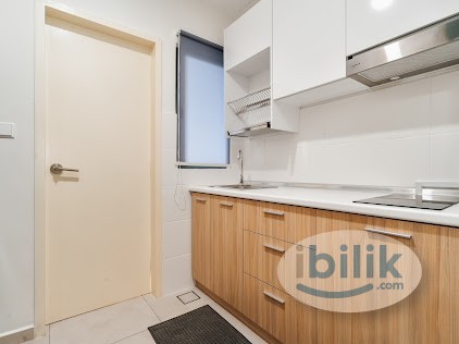 Exclusive Fully Furnished Master Room with PRIVATE Bathroom, Walking Distance MRT - Image 5