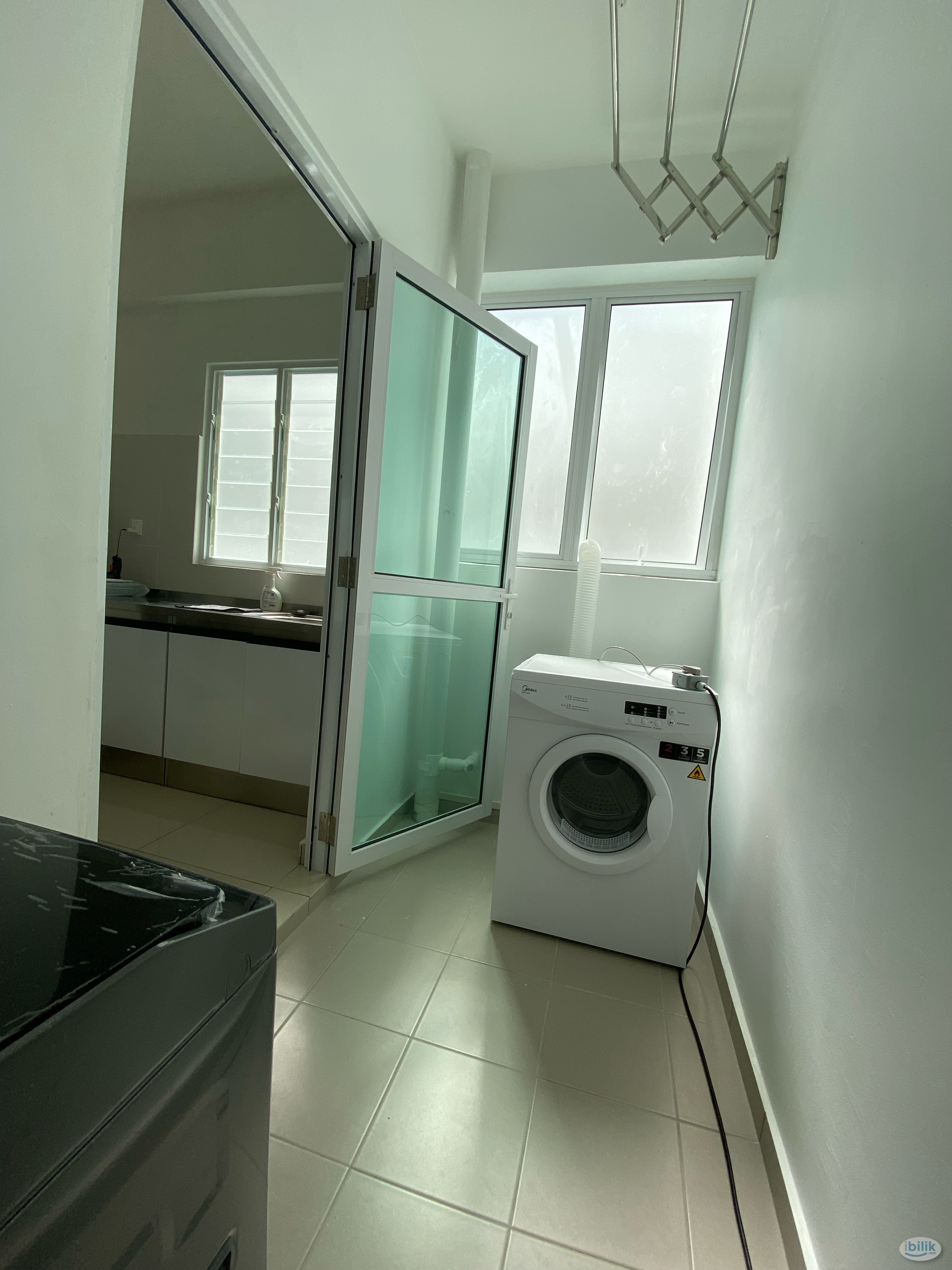 Female Room at Havana, Bayan Lepas - Image 4