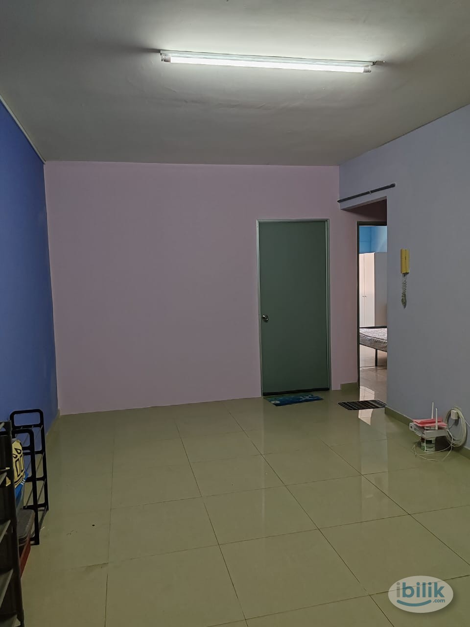 FEMALE ONLY Putra Majestik Medium Room - Image 5