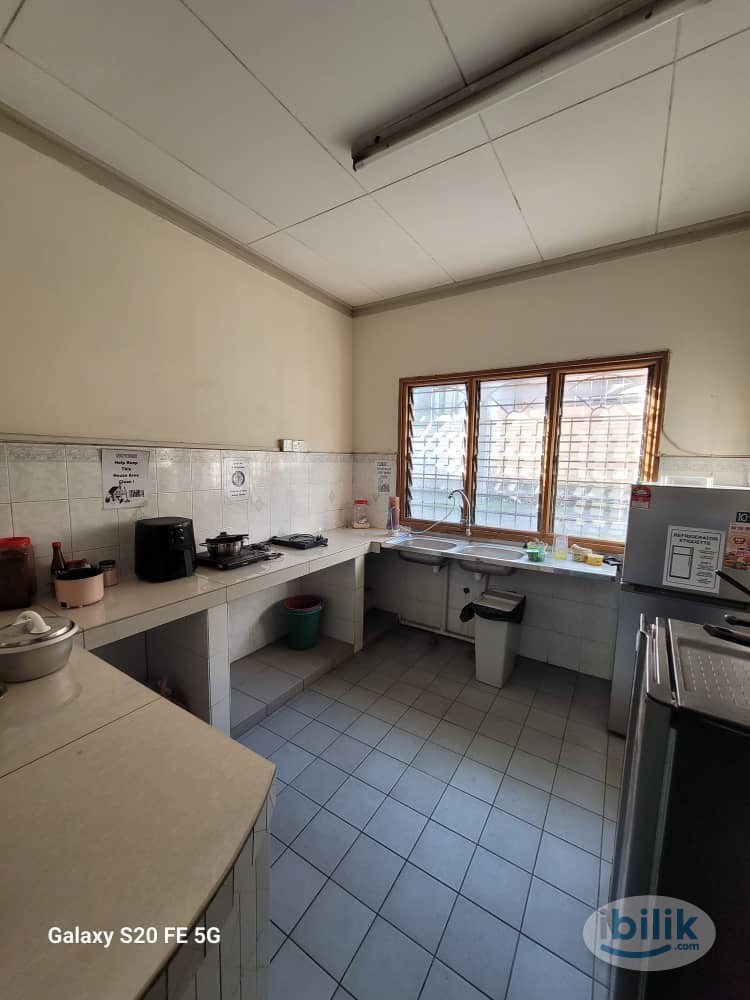 Single Room at USJ 20, UEP Subang Jaya (Walk to Usj 21 LRT Station) - Image 3