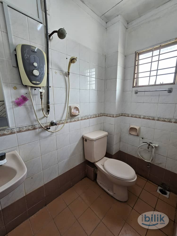 Single Room at Putra Heights, Subang Jaya To Rent - Image 3
