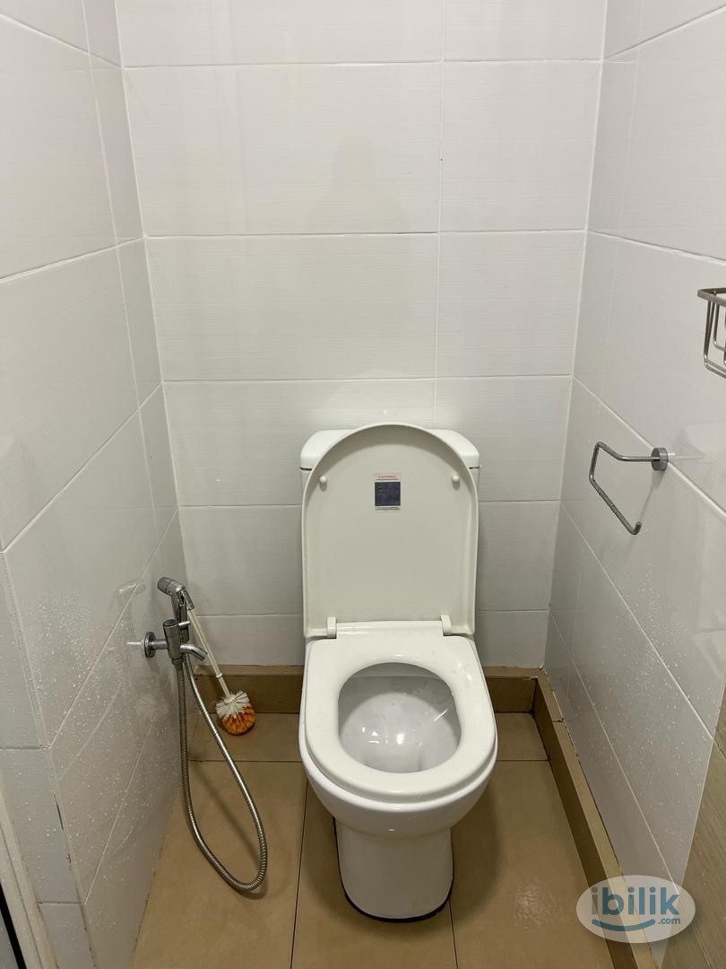 SMALL SINGLE FULLY FURNISHED ROOM - Image 4