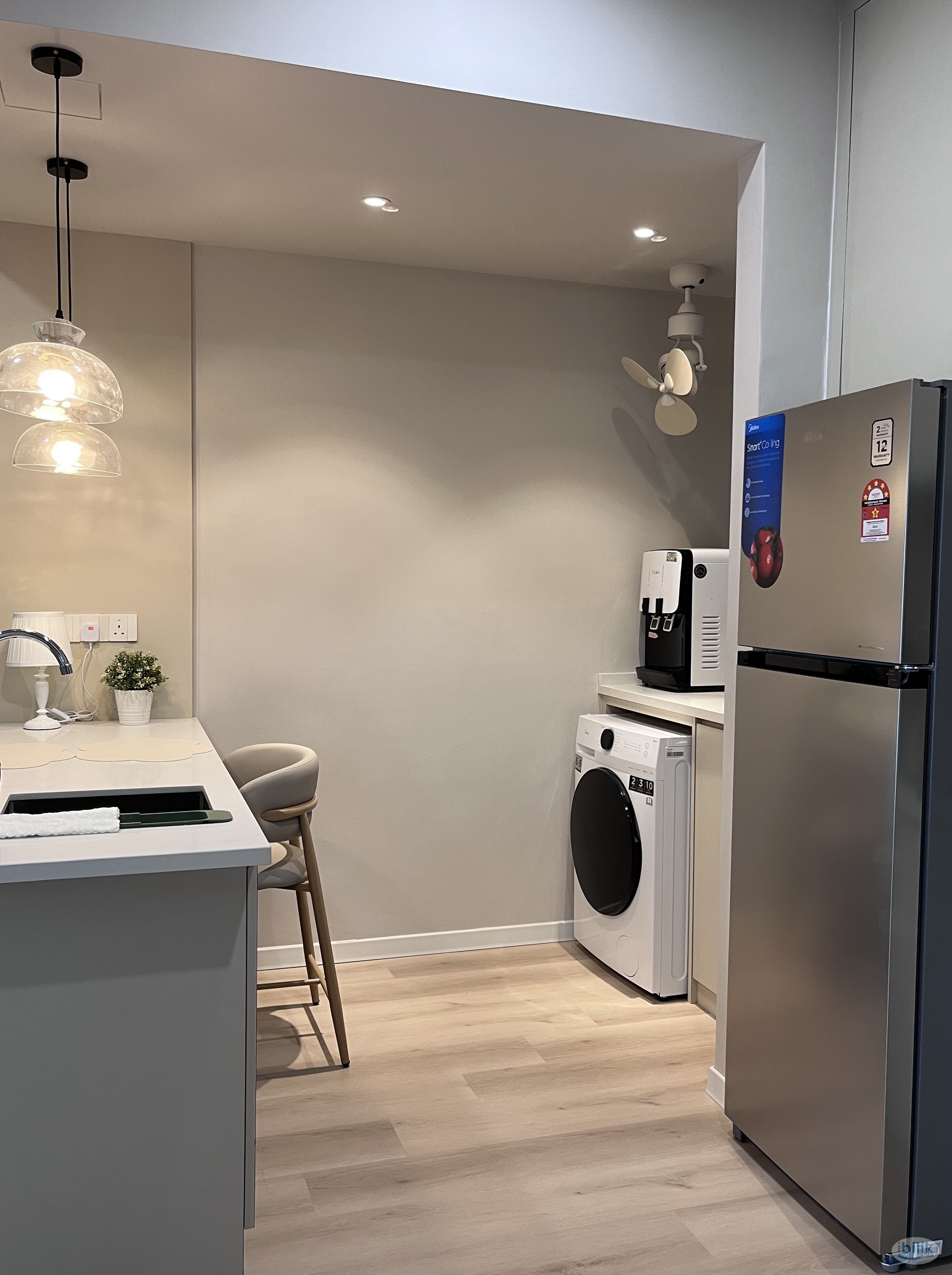 Middle Room at Havana Beach Residences, Bayan Lepas - Image 2