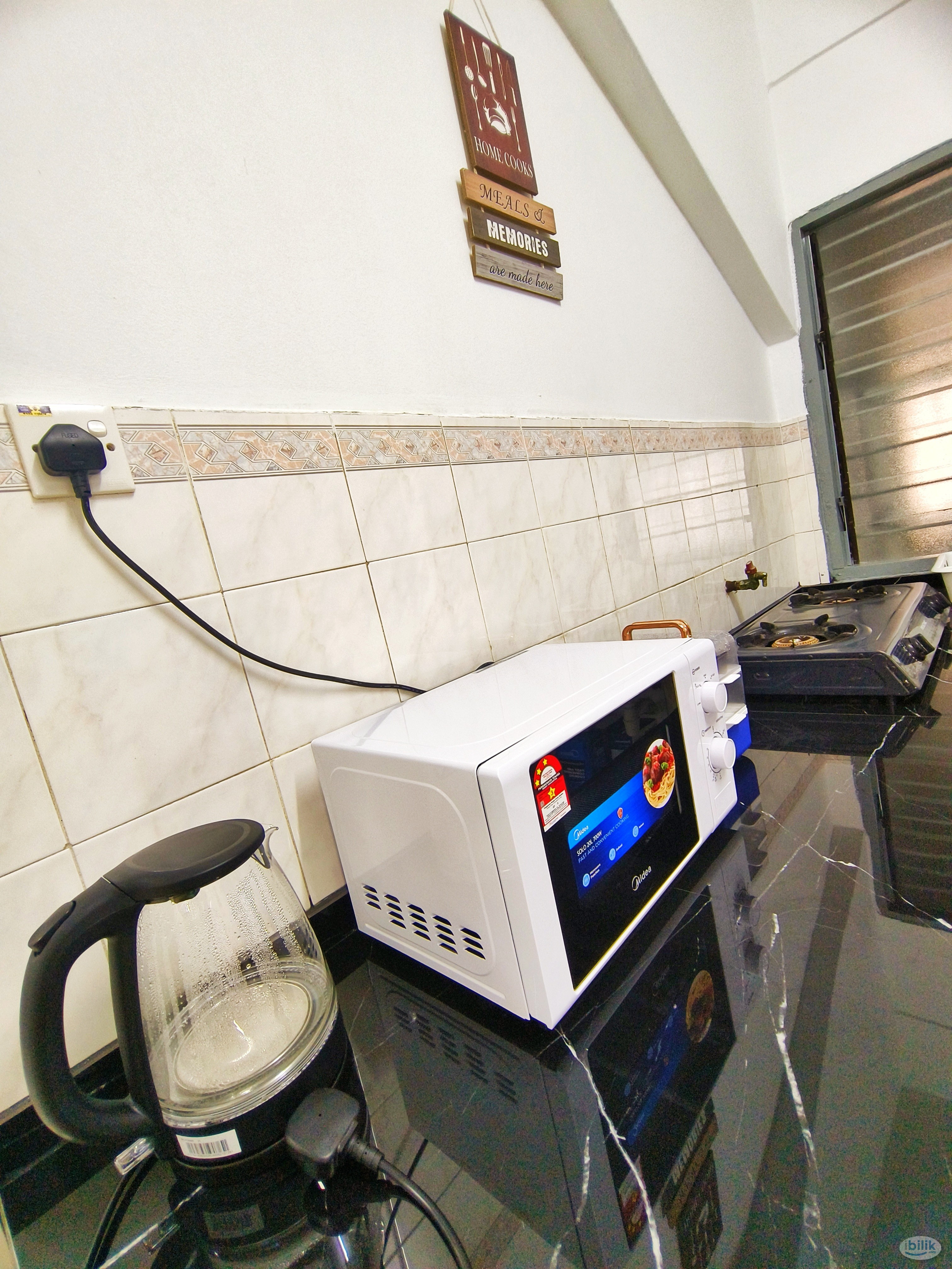 Middle Room at Vista Komanwel, Bukit Jalil - Image 5