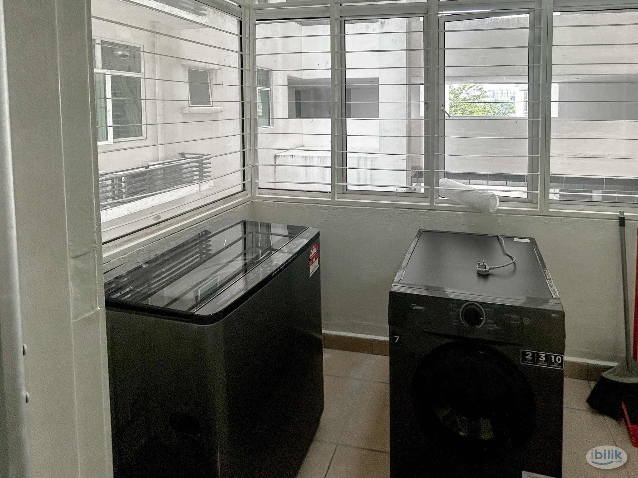 Middle Room at Subang Olives, Subang Jaya - Image 4