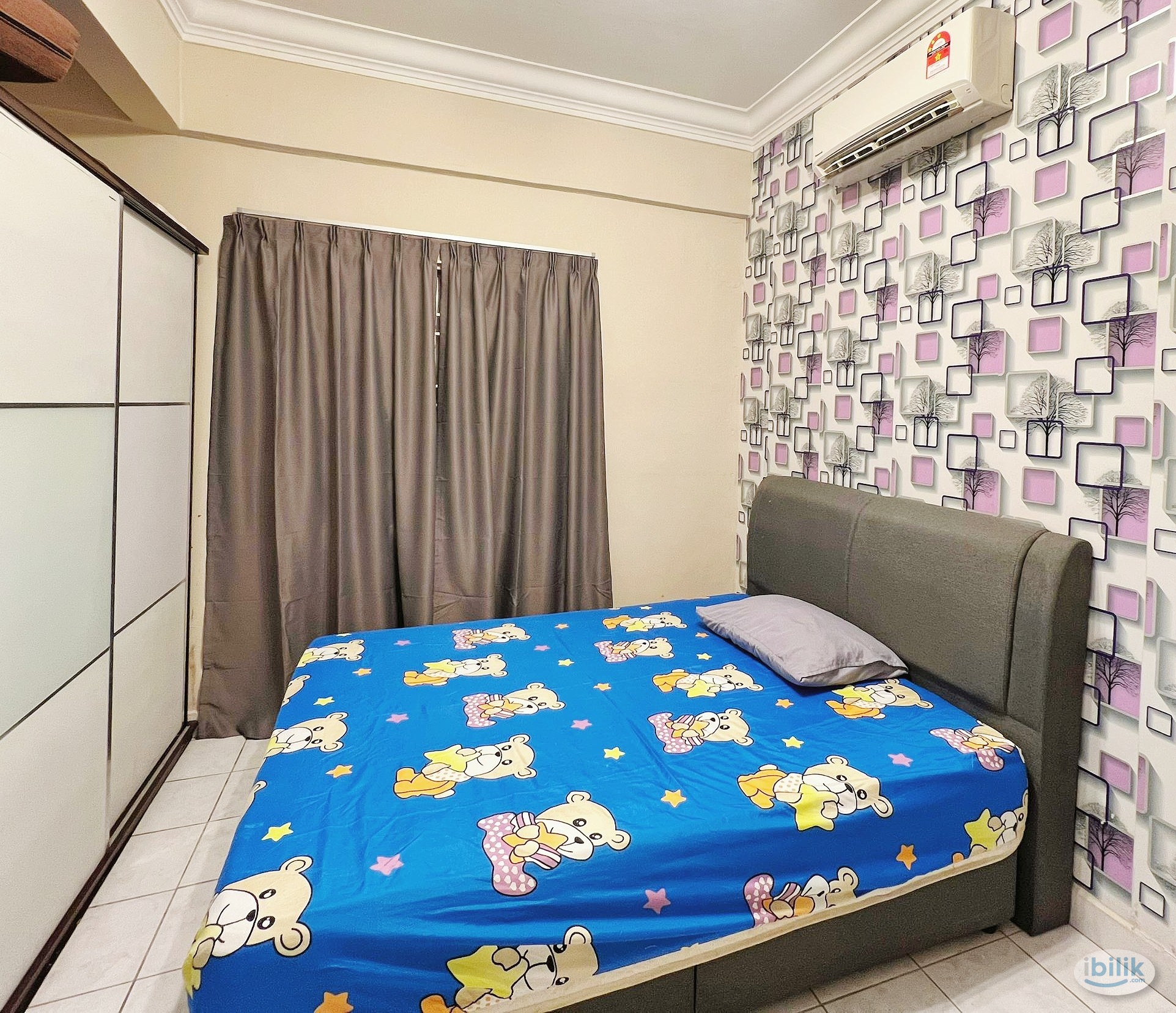 Master Room at Batu Berendam, jalan ARA PERMAI,Melaka - Image 3