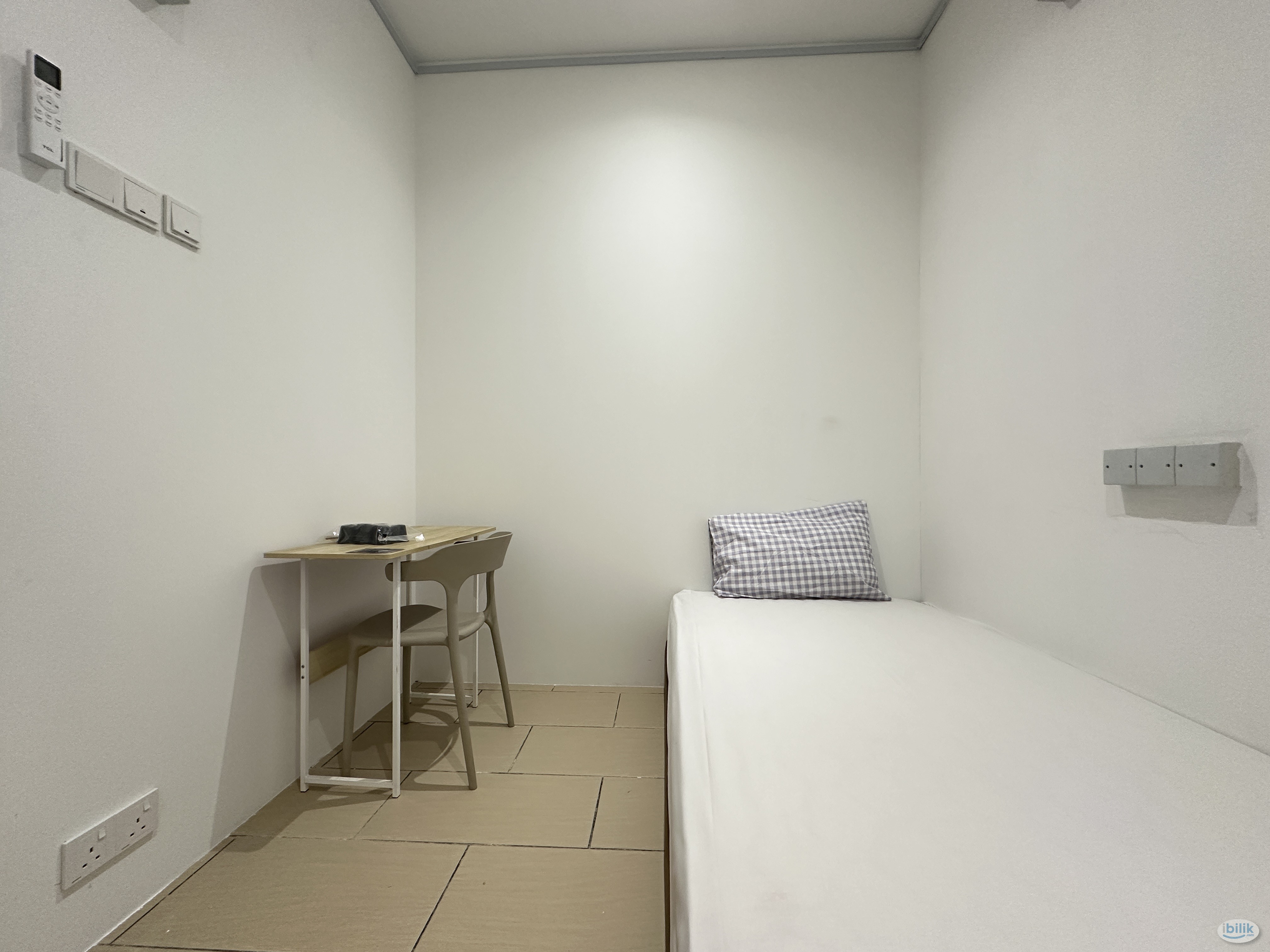 MID YEAR PROMO 🌙 Zero Deposit Bajet Furnished Room near UiTM Shah Alam ⭐ - Image 1