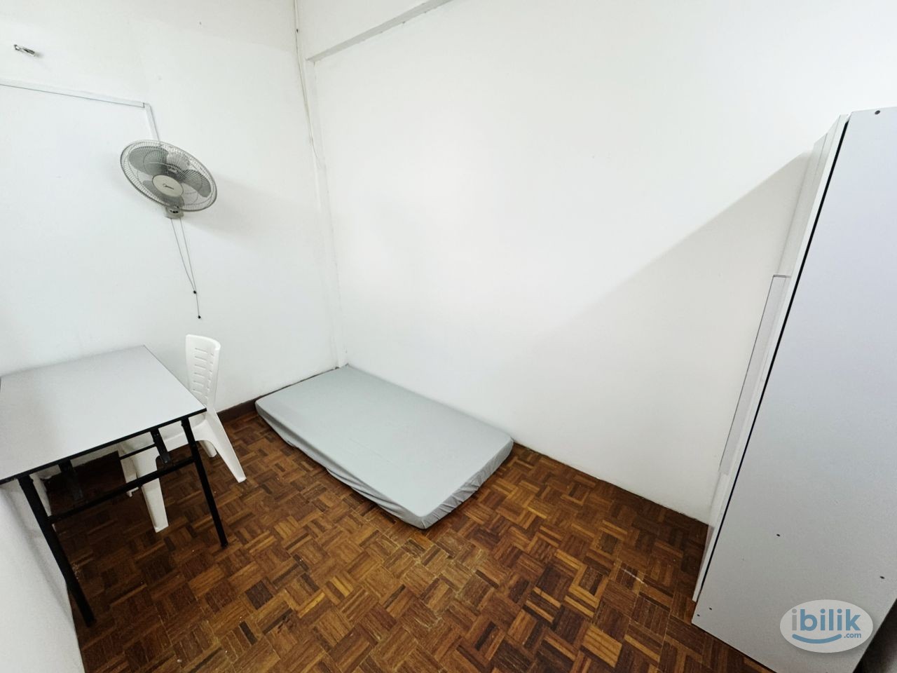 🛏️ Jalan BU1/1, Bandar Utama – Near MRT Bandar Utama, One Utama | Partition Room (Shared Bath) - Image 1