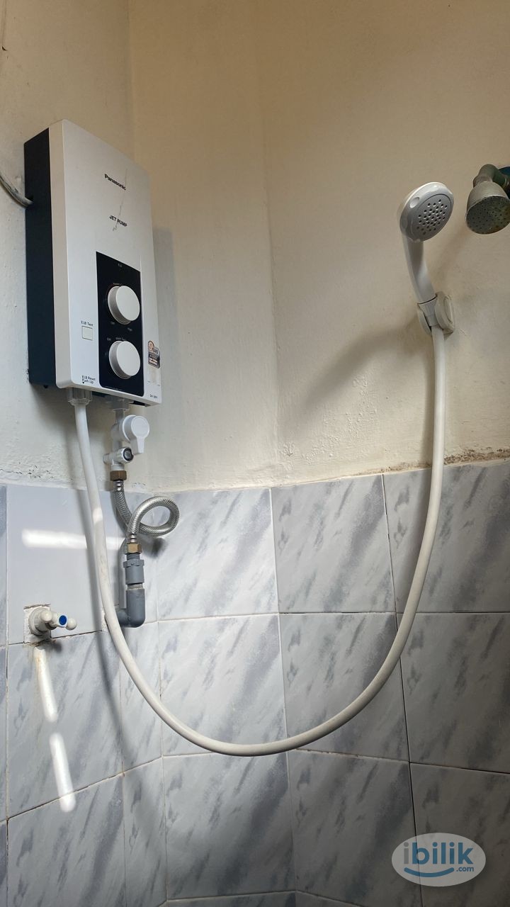 Bandar Utama middle room - Walking distance to 1 Utama - Image 4