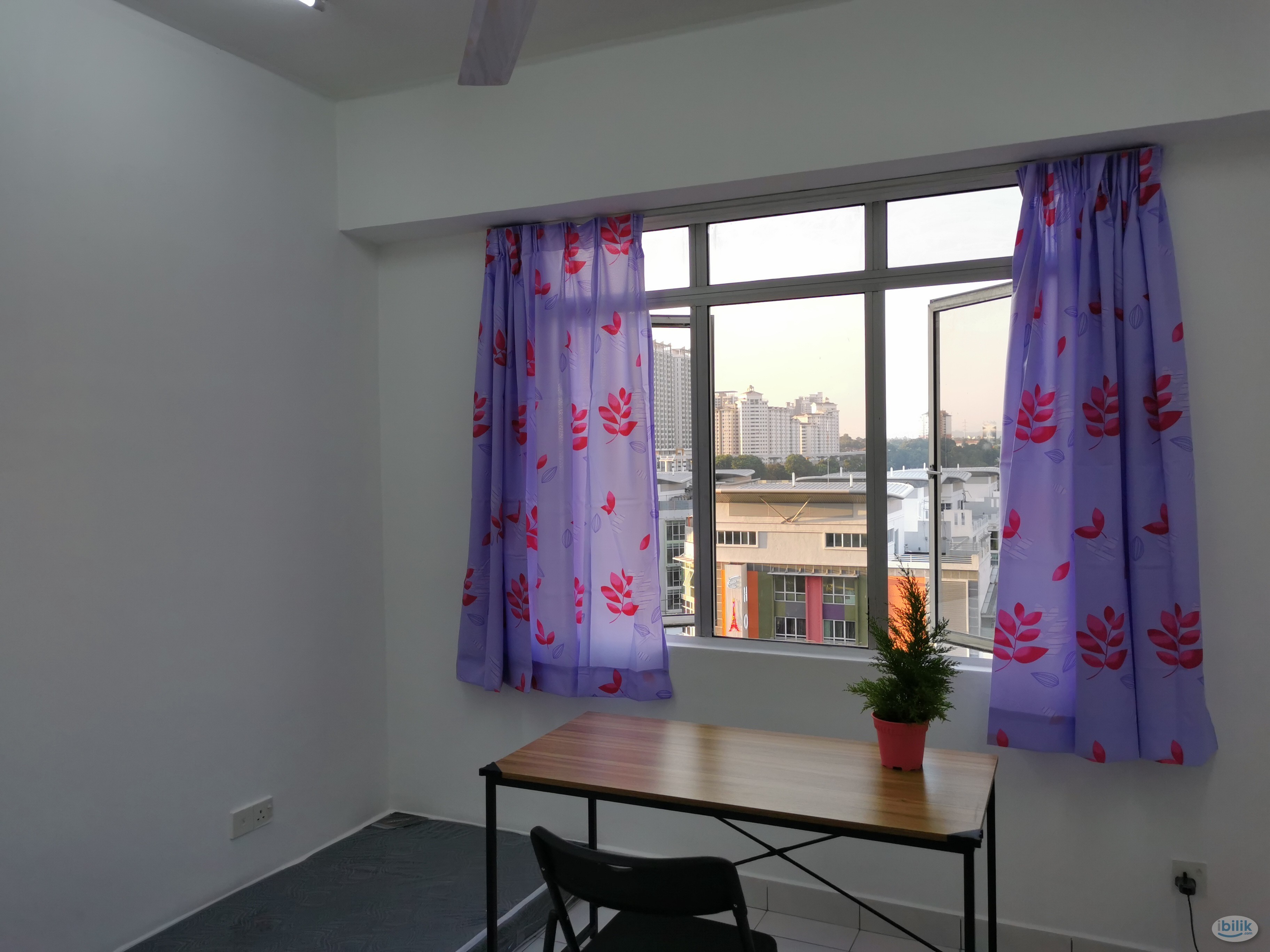 {FEMALE} Single Room KELANA PUTERI Non Sharing FULLY FURNISHED - Image 1