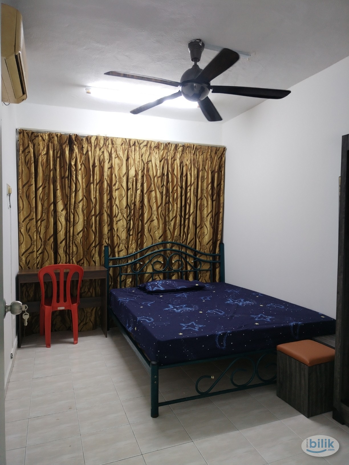 Middle Room at Melaka, Malaysia - Image 3