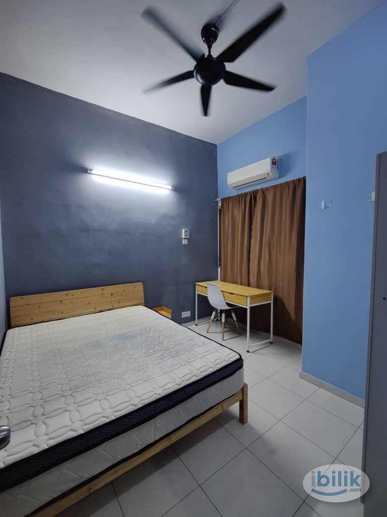 ⭐Free Parking ⭐Landed House near Glomac⭐Middle Room at Glomac Centro, Bandar Utama - Image 3