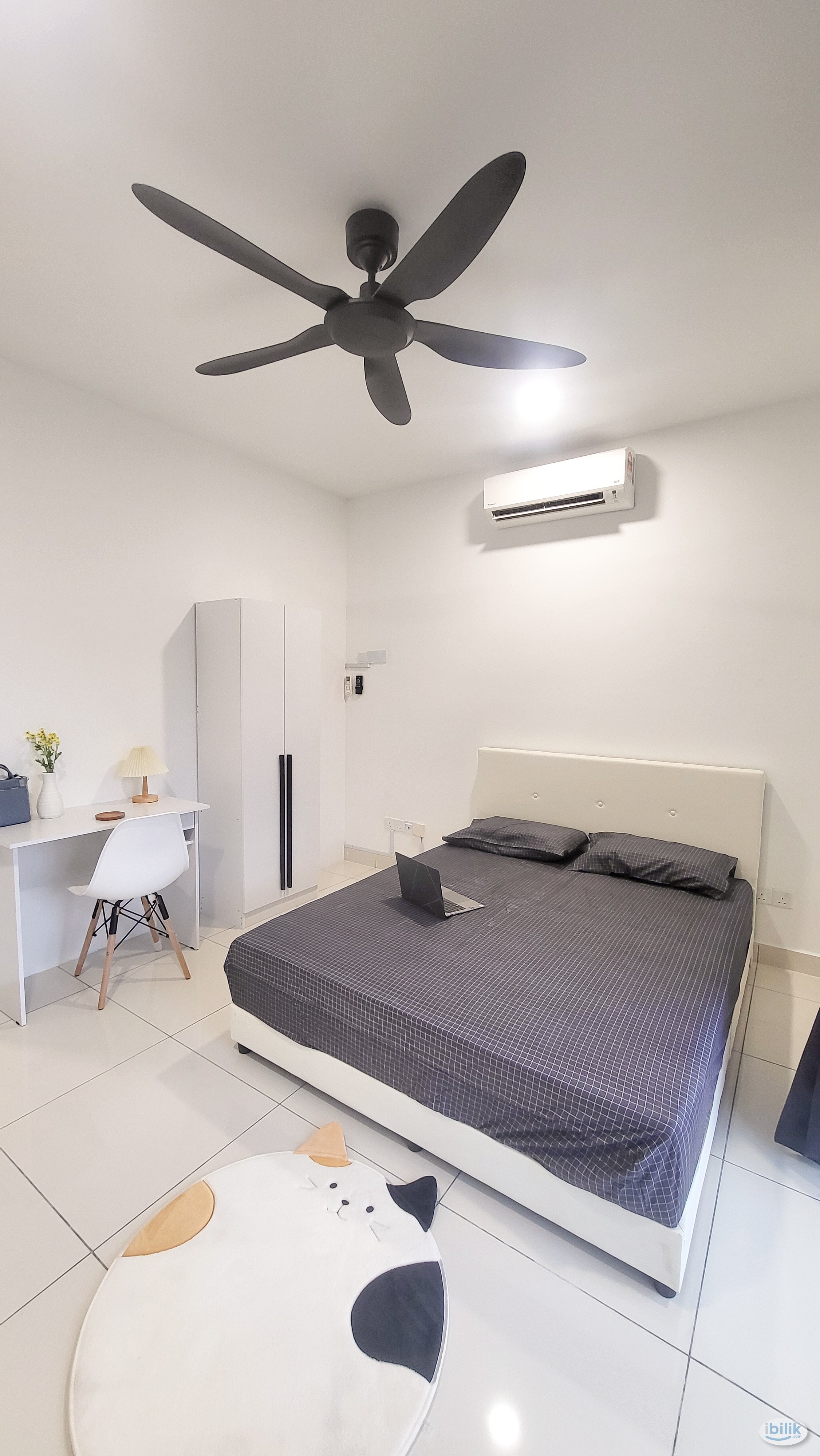 Middle Room at Paraiso Residence, Bukit Jalil - Image 2