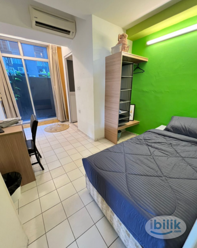3min Walk Direct access to Mrt and Lrt Chan Sow Lin Studio For Rent RM620 attached bathroom - Image 1