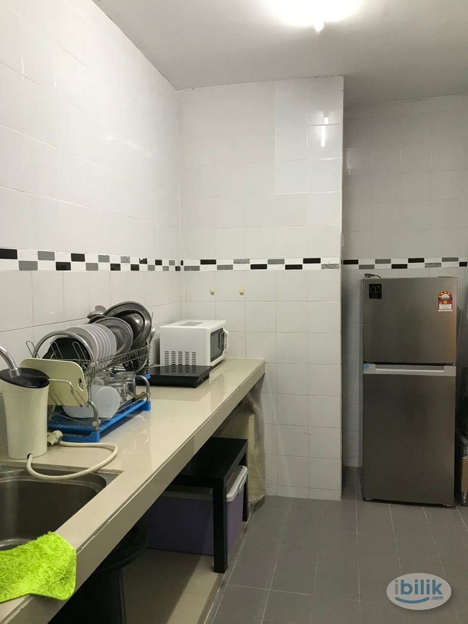 [FEMALE UNIT] CLEAN & TIDY MEDIUM UNIT FOR RENT - Image 3