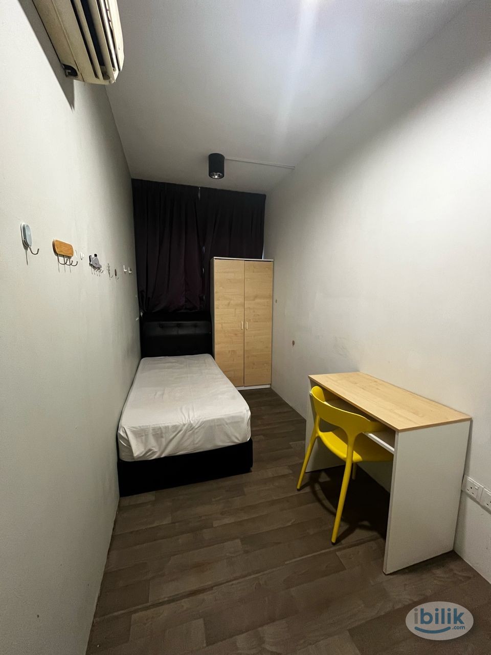 🌸 Girls Room | 🛏️ M1 Co-Living @ Chow Kit | 🚶‍♀️ 5 Mins to Monorail | 🚿 Shared Bathroom | 💰 No Deposit - Image 1