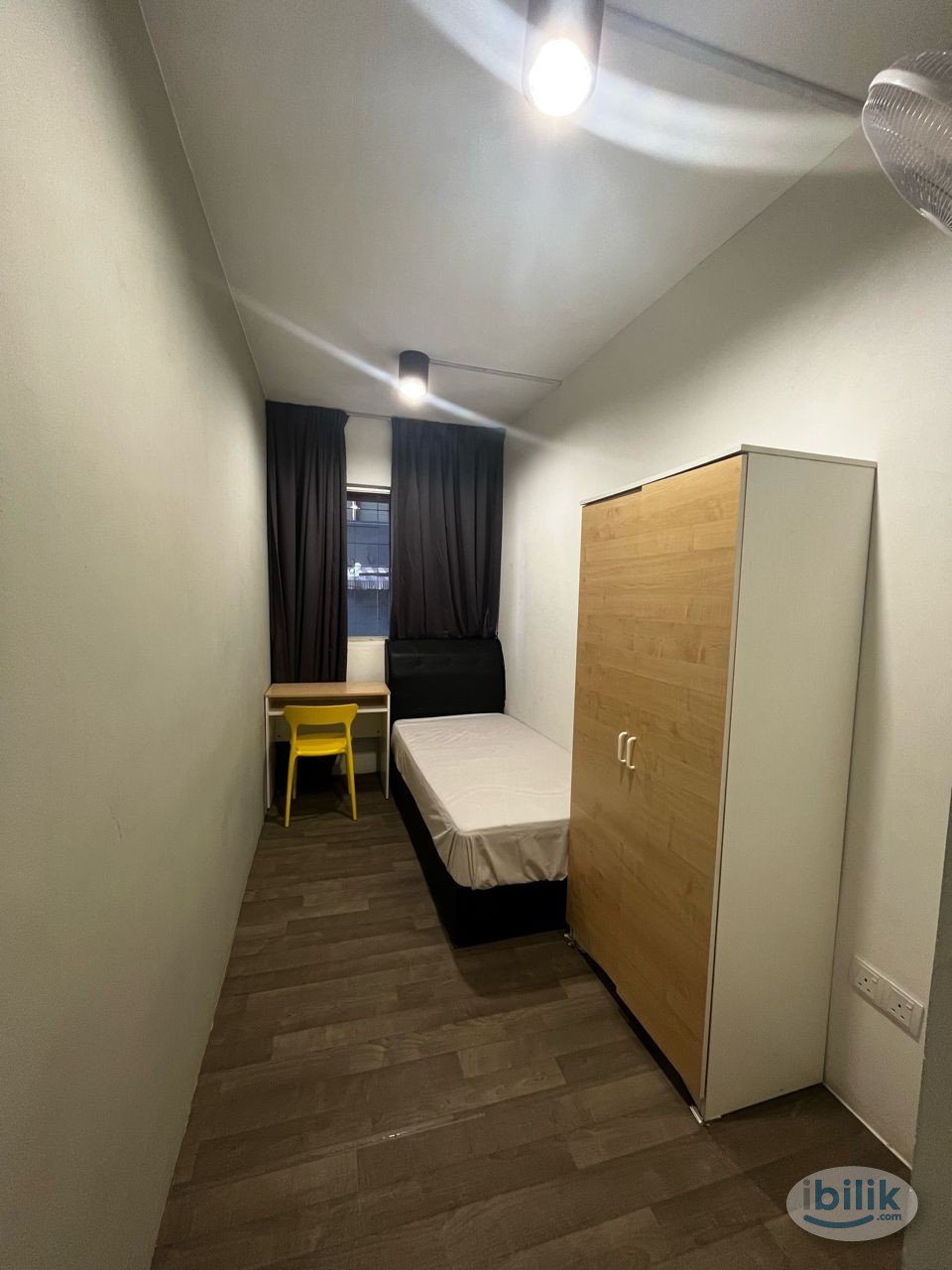 🌸 Girls Room | 🛏️ M1 Co-Living @ Chow Kit | 🚶‍♀️ 5 Mins to Monorail | 🚿 Shared Bathroom | 💰 No Deposit - Image 2