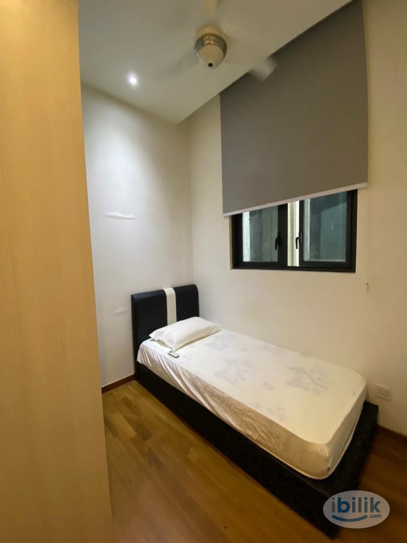 Single Room at KL Gateway Premium, Bangsar South - Image 1