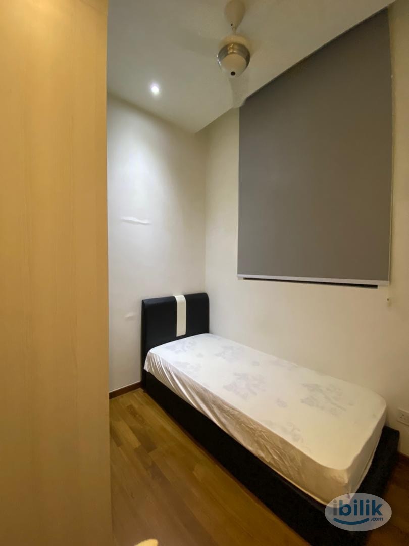 Single Room at KL Gateway Premium, Bangsar South - Image 3