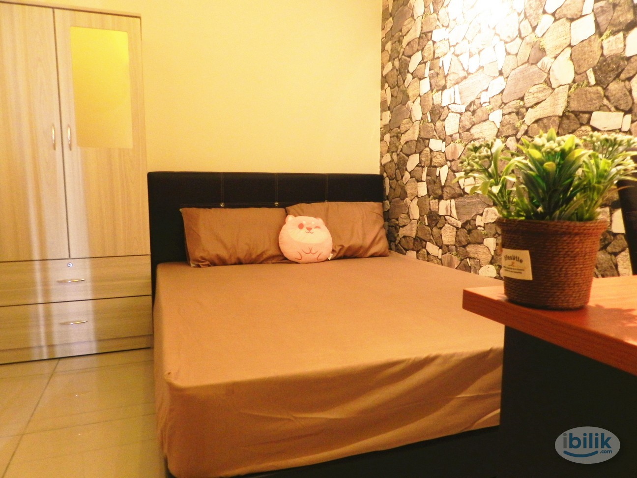 Near LRT (walk 5 minutes) - Medium Room at Setiawalk, Pusat Bandar Puchong - Image 1