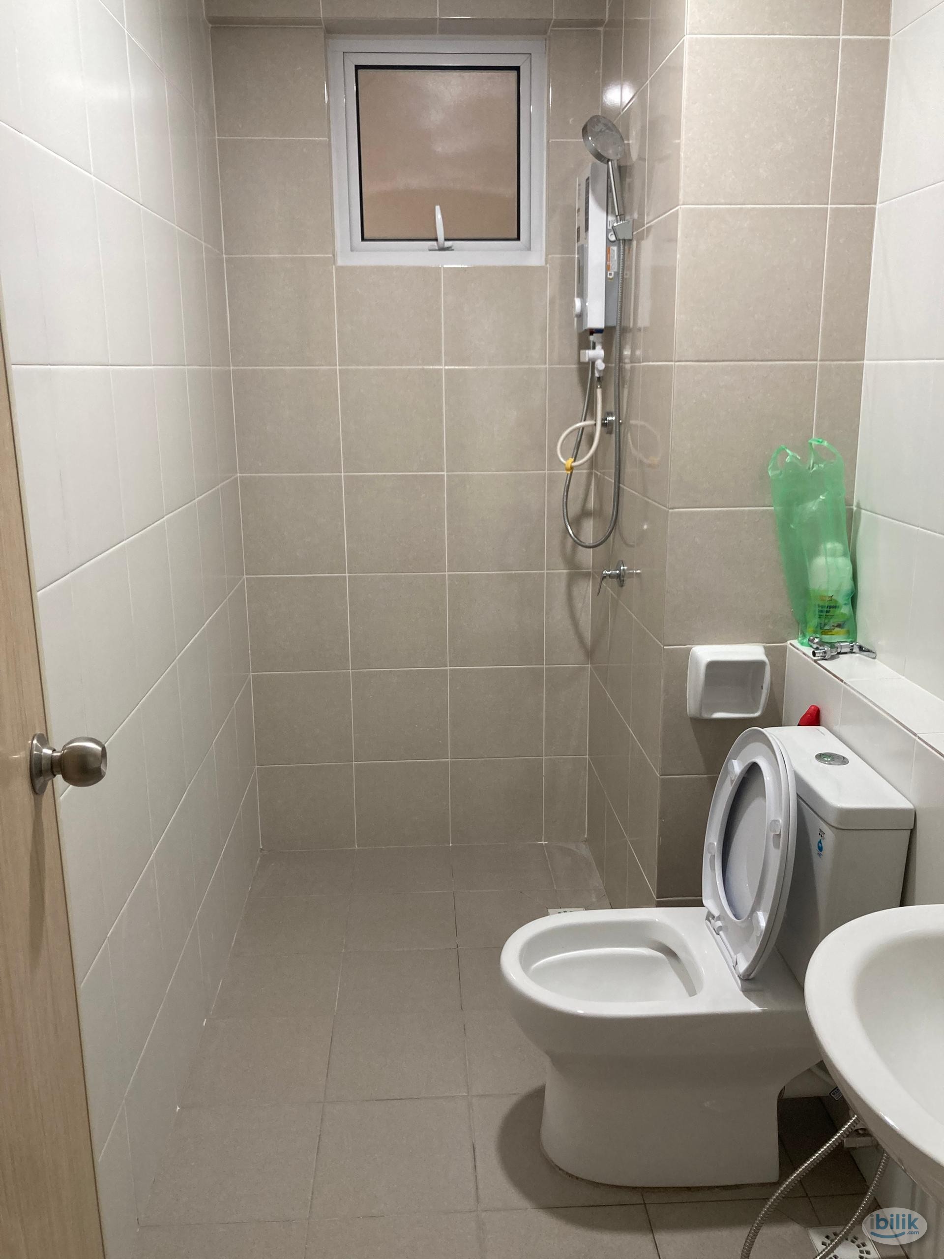 Single Room at Havana Beach Residences, Bayan Lepas - Image 5