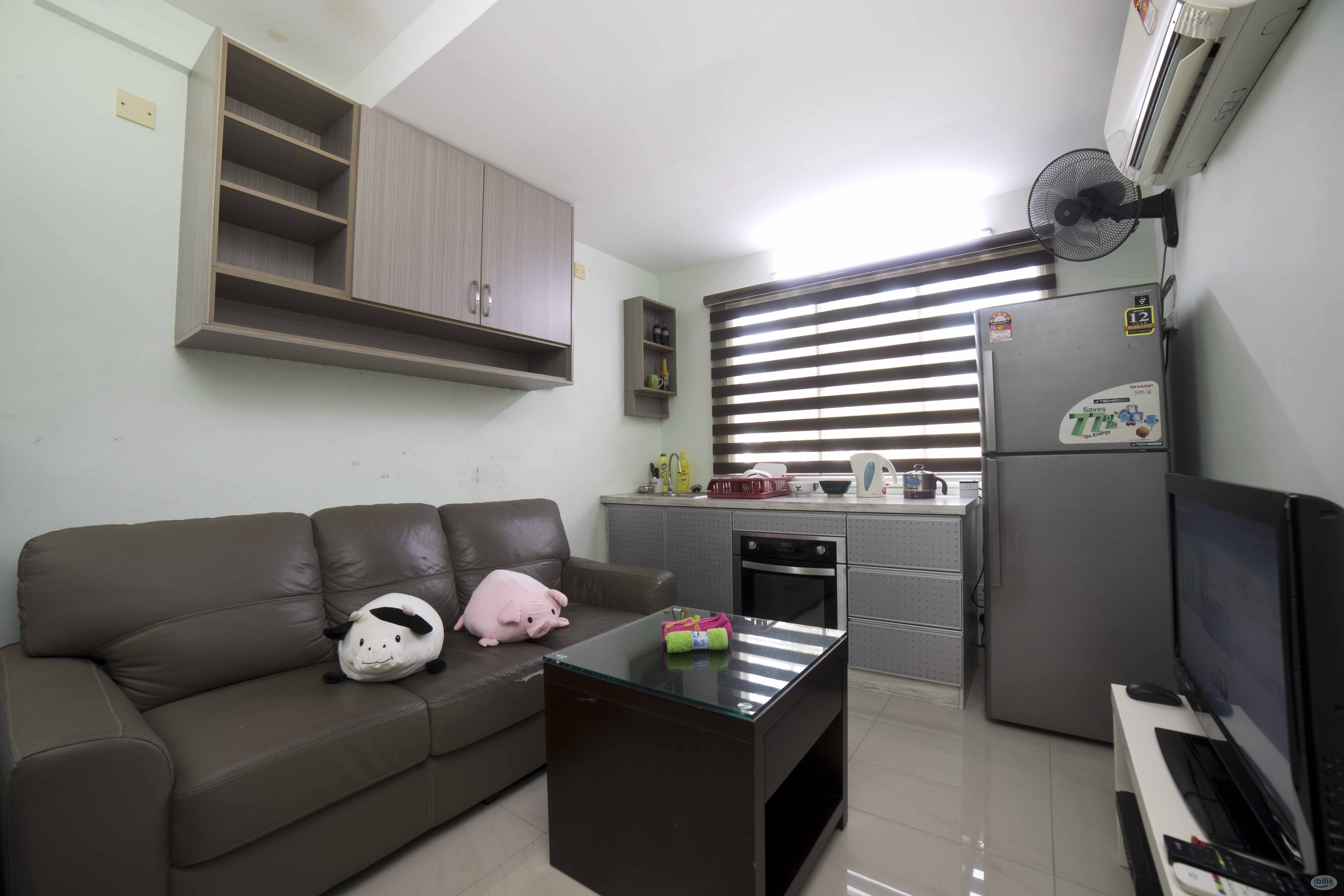 PRIVATE BATHROOM Master room at PJS 7, Bandar Sunway - Image 4