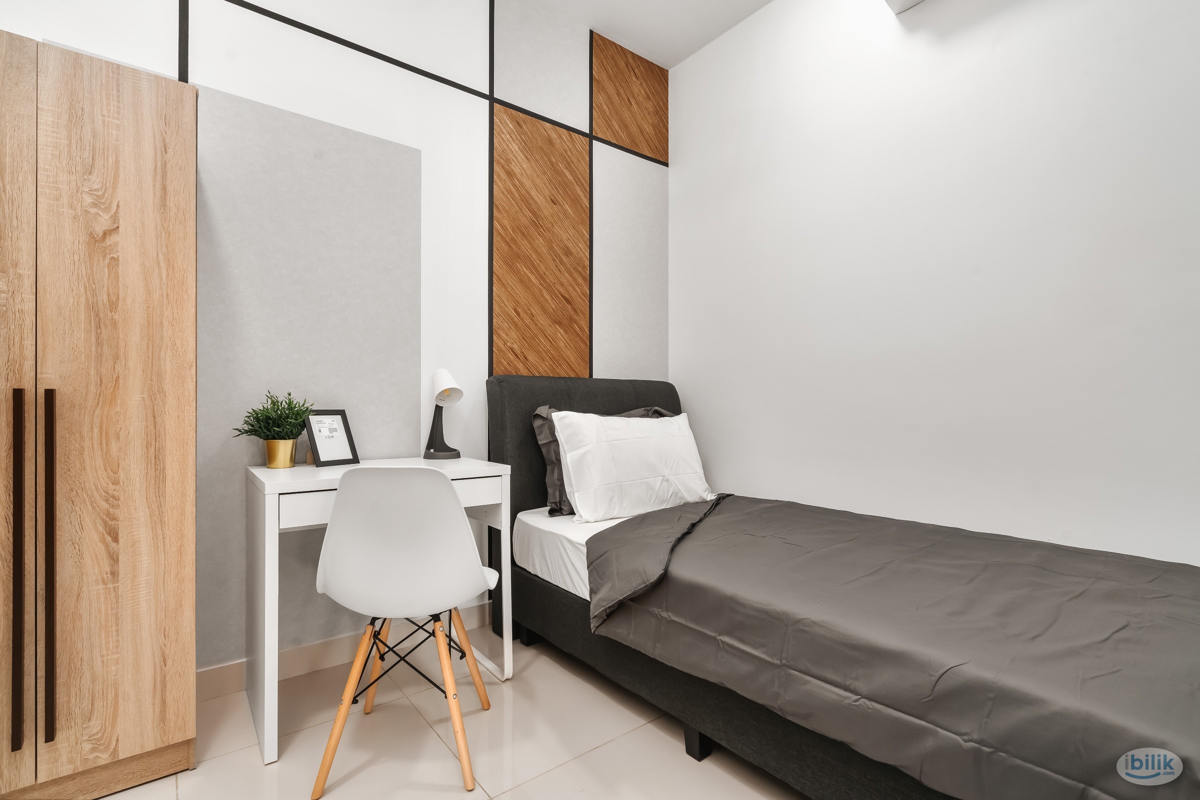 Cozy Rooms at Rica Residence near to MRT Sentul Barat. - Image 3