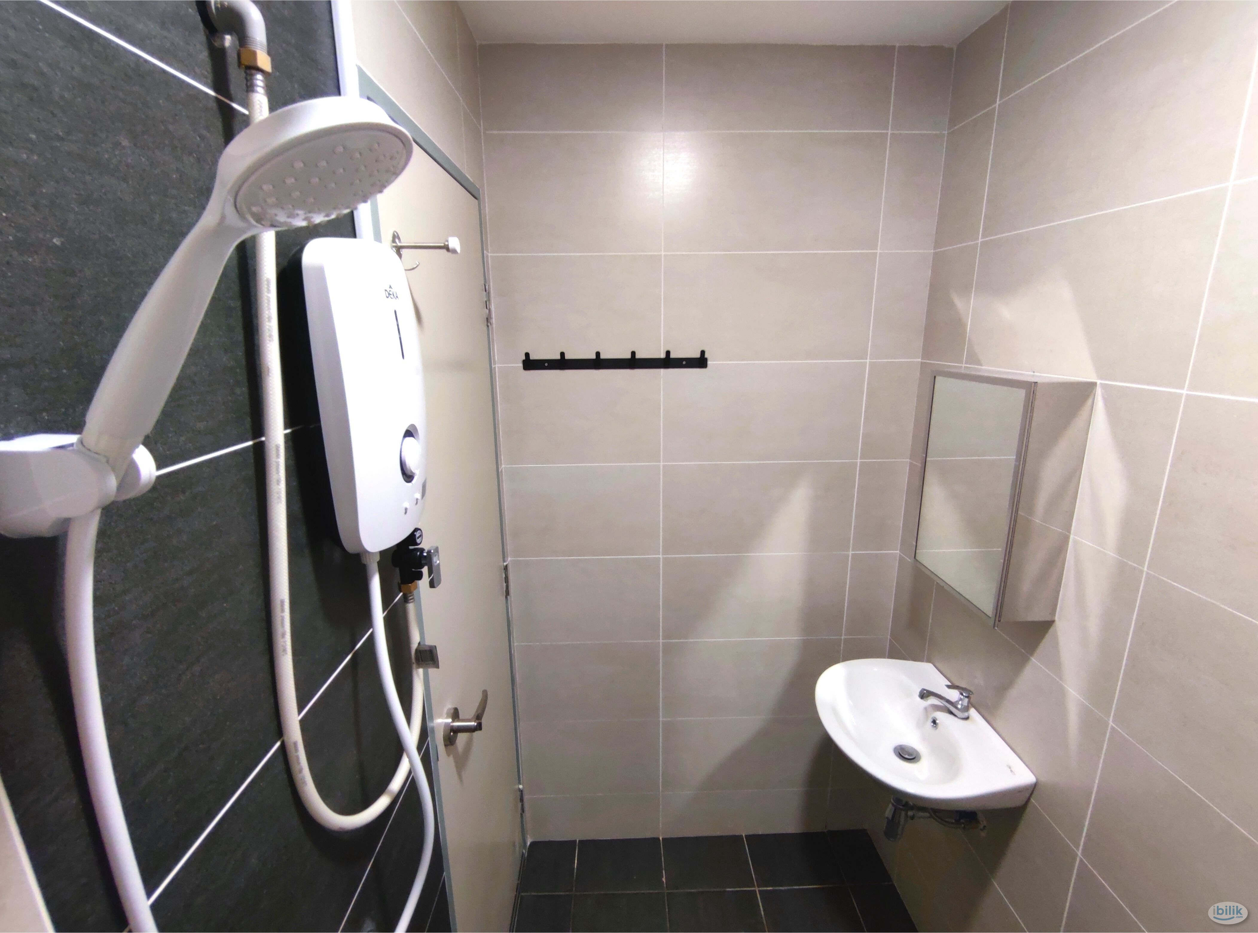 PINNACLE SRI PETALING MASTER ROOM FOR RENT - Image 3