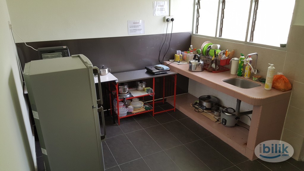 Middle Room at Seremban Jaya, Senawang - Image 3