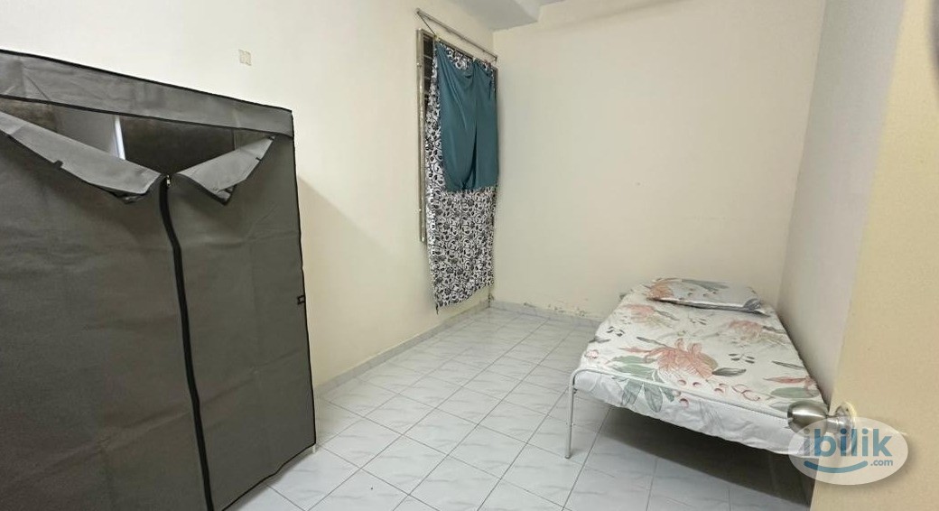 [1 month deposit only!!] Middle Room at Lagoon Perdana, Bandar Sunway - Image 1