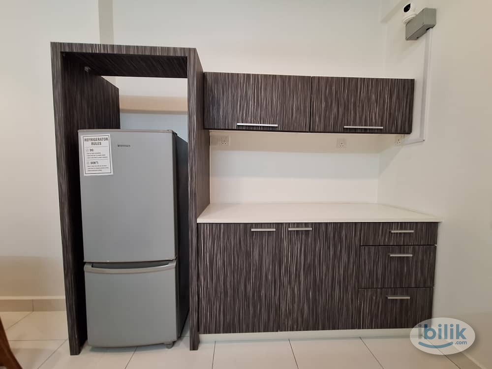 Master Room at Elit Heights, Bayan Baru - Image 4
