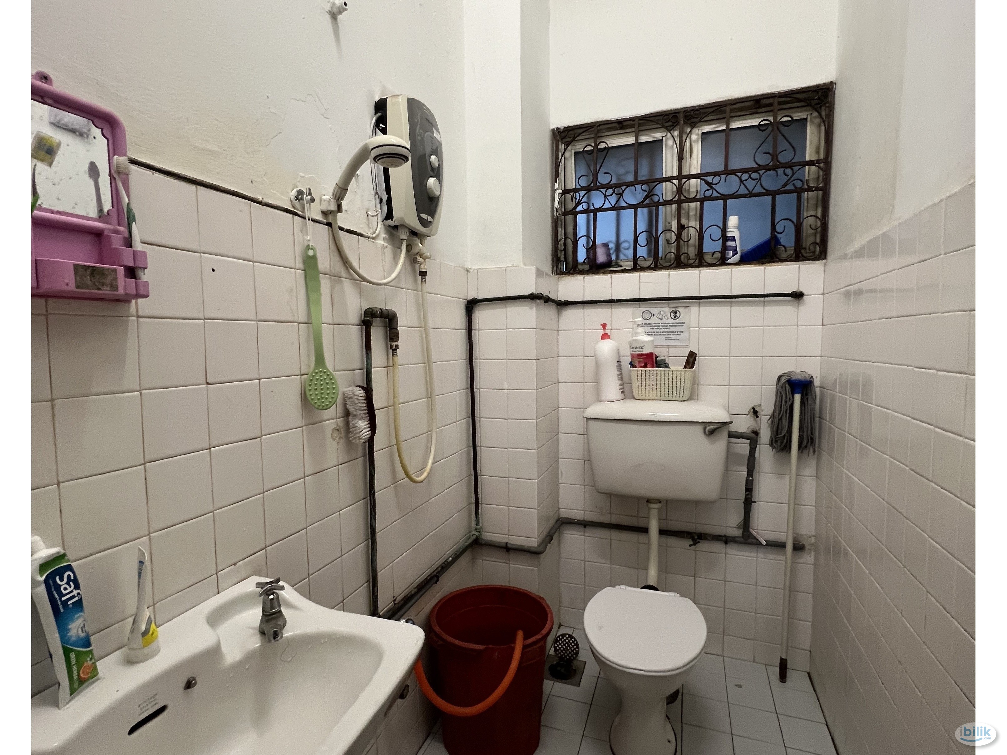 GET EARLY BIRD OFFER 🔊Furnished Female Unit Room for Rent at SS2📲 - Image 3