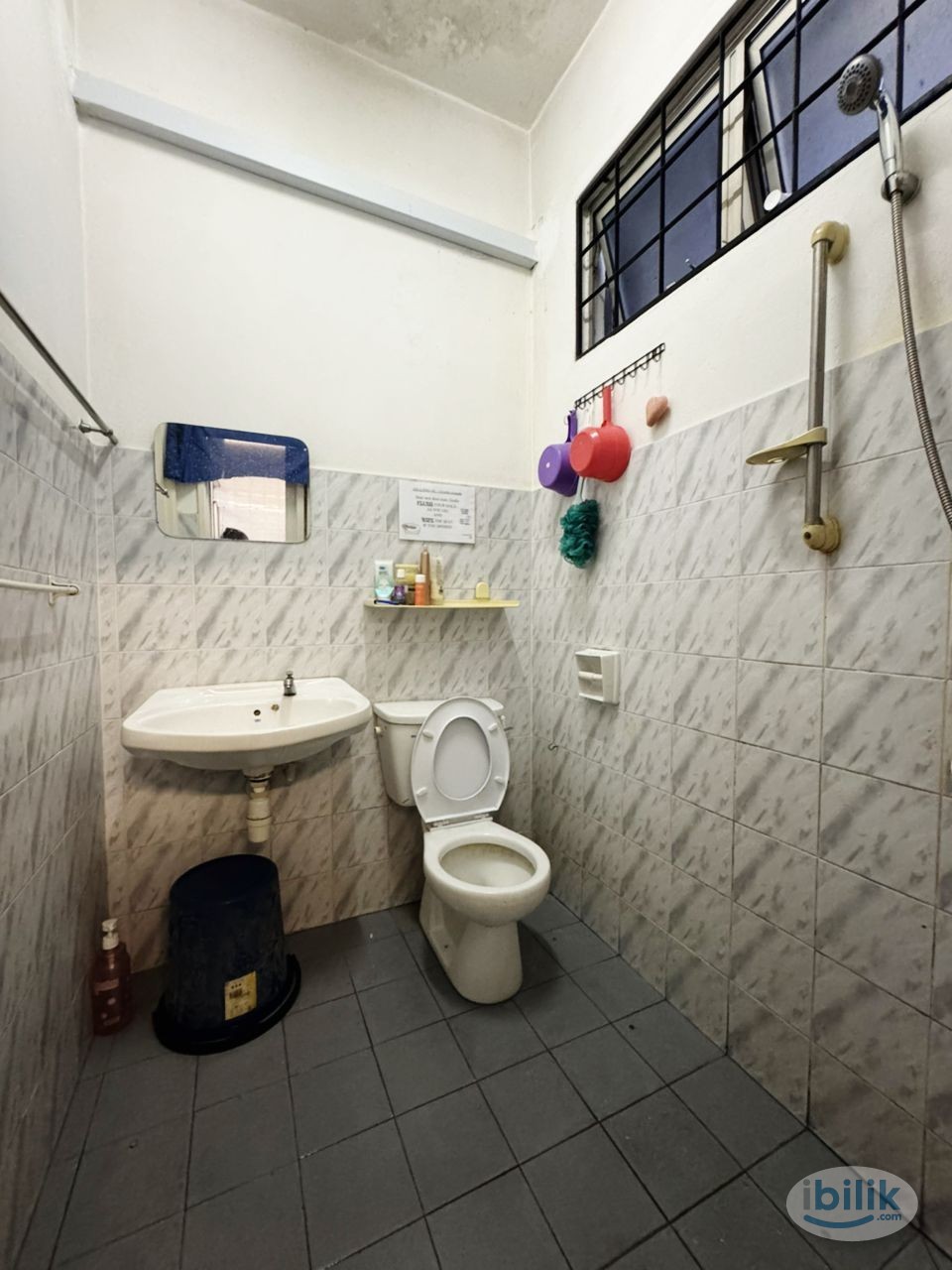 Walking Distance to One Utama Immediate Move in Bandar Utama  💫🌟😊 - Image 5