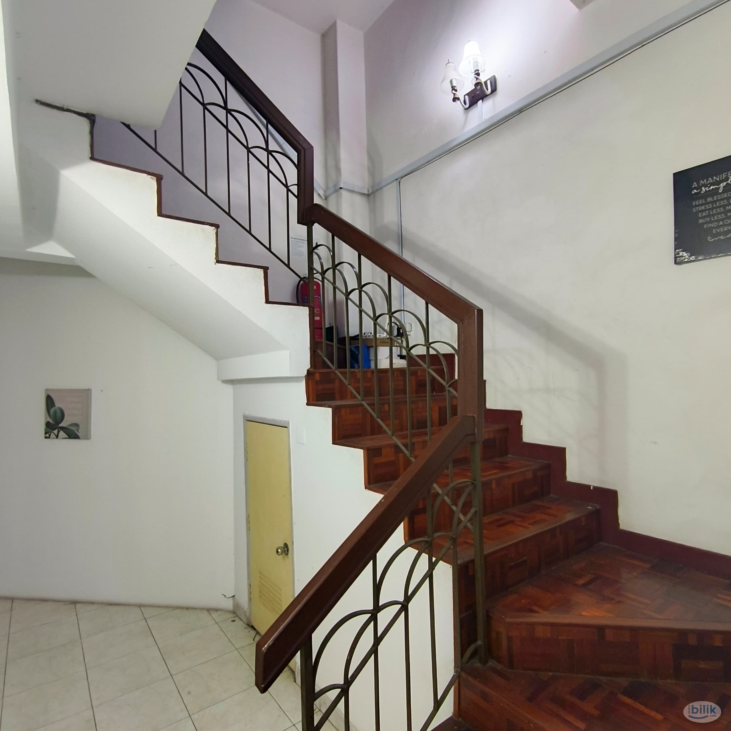 Near To Bandar Utama Guarded Area Immediate Move In 🌟💫😊 - Image 3
