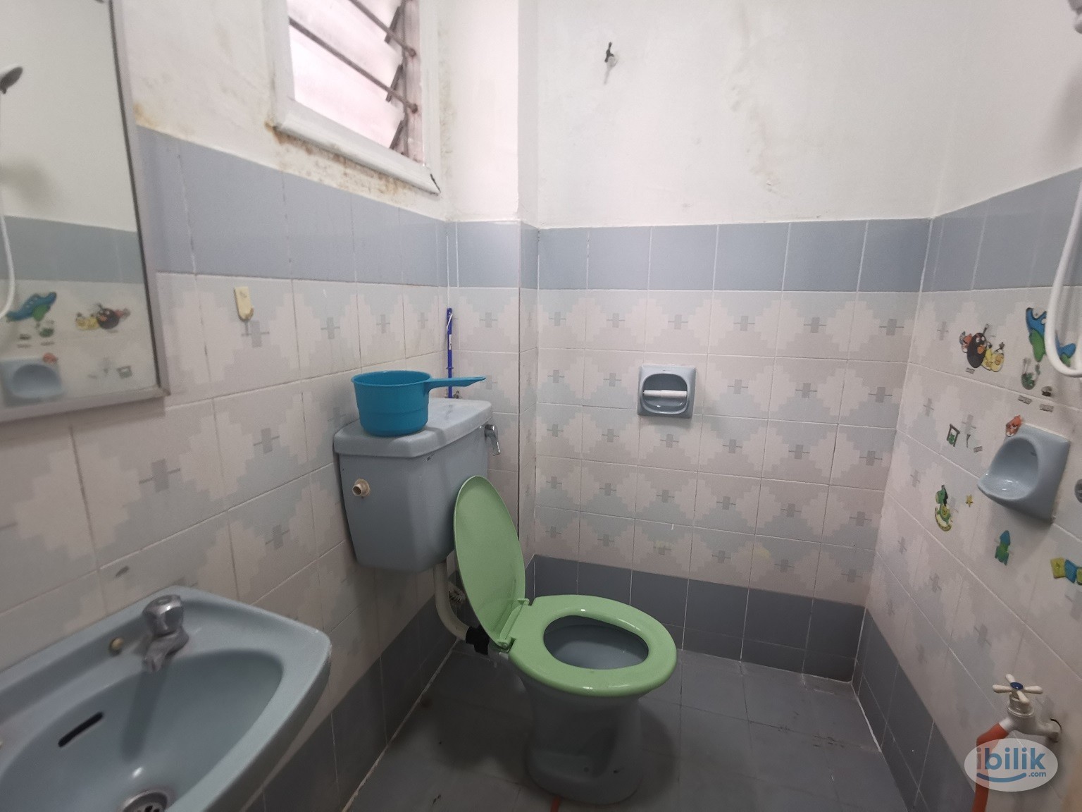 USJ27 near One City, Main Place, Room for rent in landed house, FF - Image 2